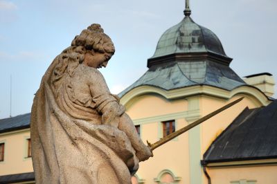 Tajemství manětínských soch
